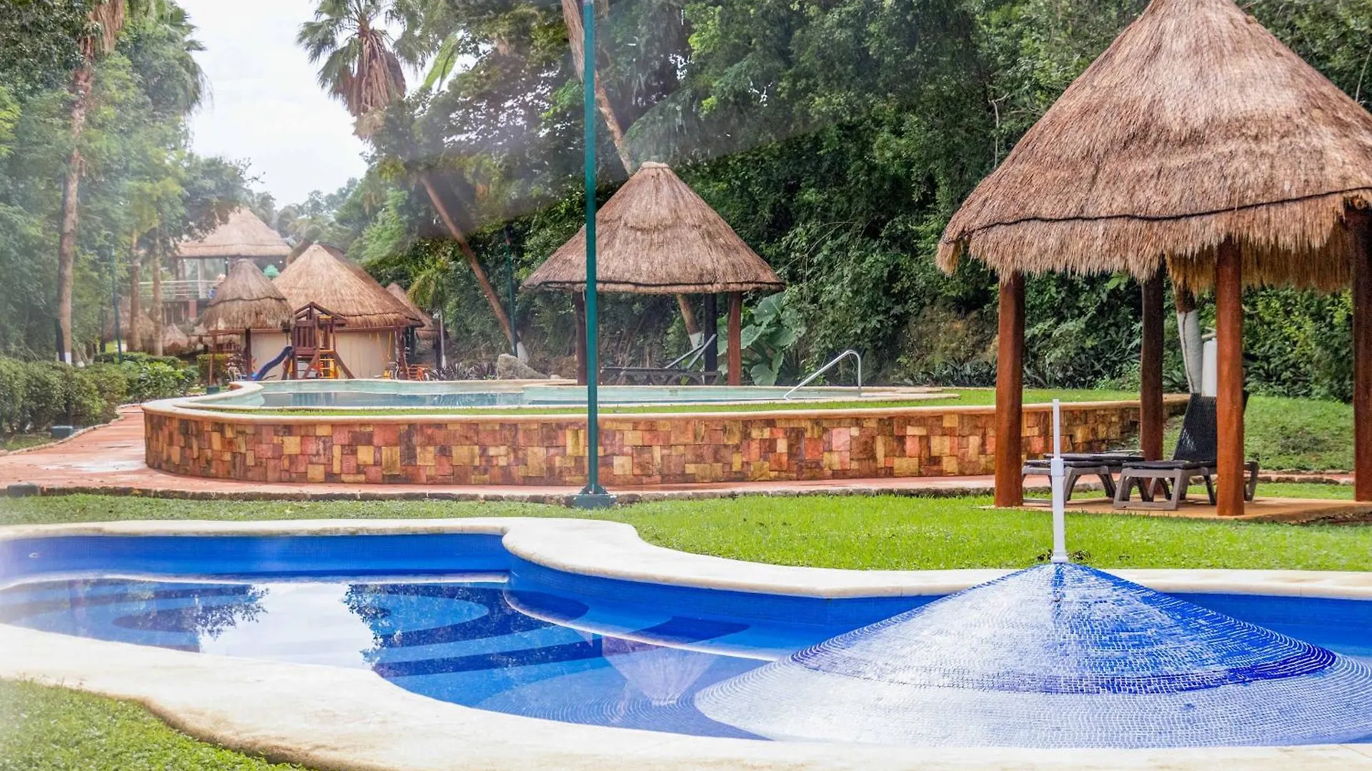 Bright Apt With Pool & Jungle Puerto Morelos Apartment